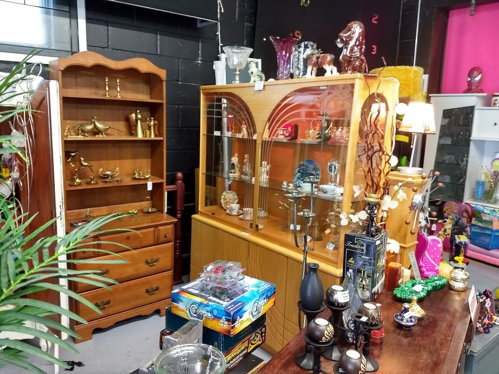 Bazar jiji | 13361 Boulevard Curé-Labelle suite2, Mirabel, QC J7J 1H1, Canada | Phone: (514) 692-8292