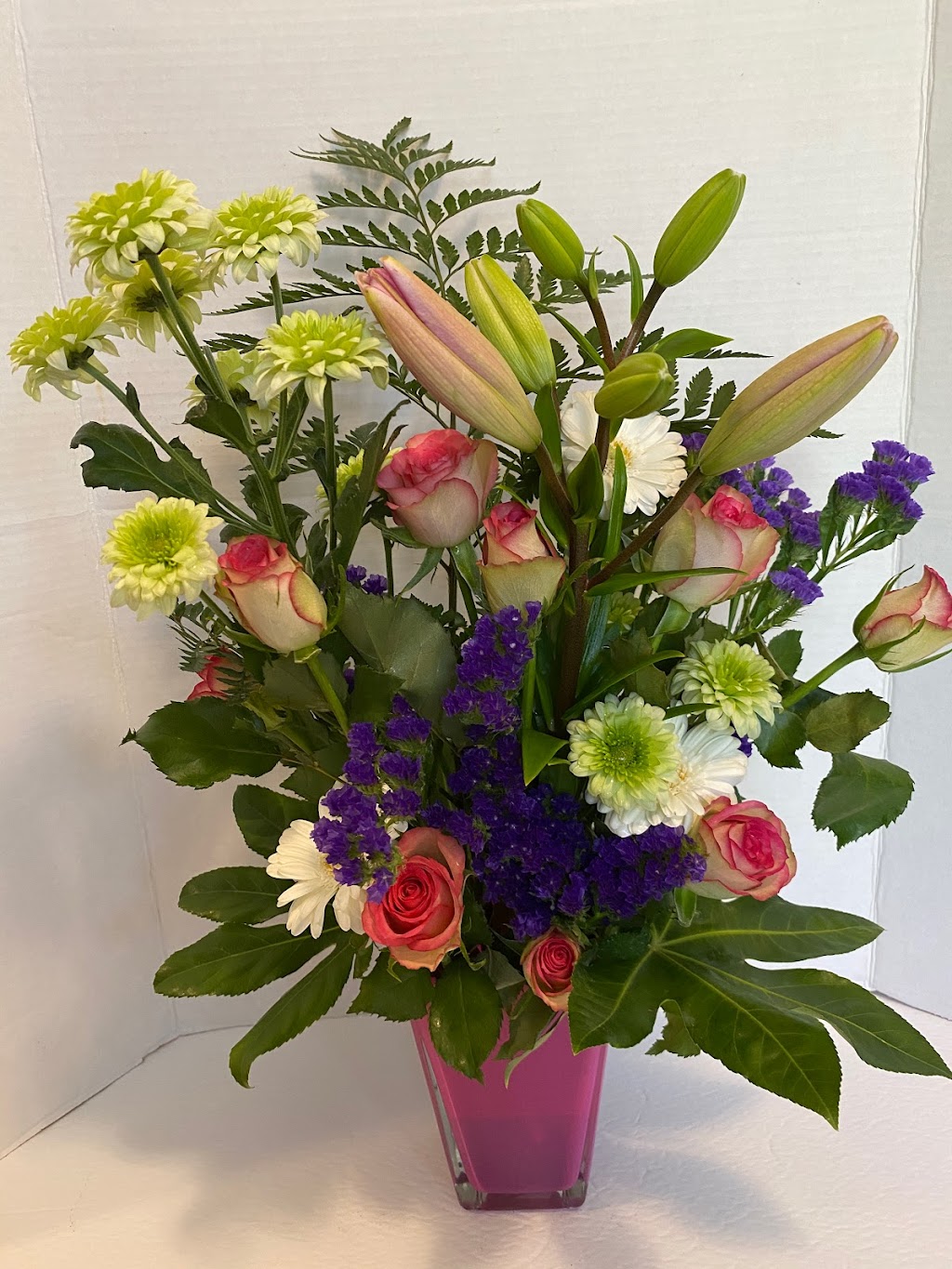 Simply Elegant Florals By Fouzia | 1371 Chretien St, Milton, ON L9E 1G5, Canada | Phone: (647) 308-8457