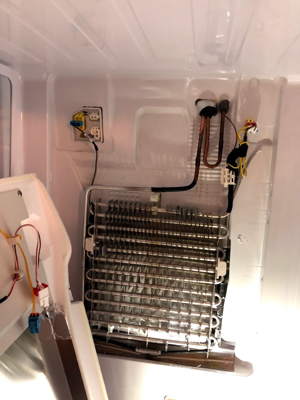 Appliances repair Calgary | Mt Aberdeen Manor SE, Calgary, AB T2Z 3N8, Canada | Phone: (587) 997-8317