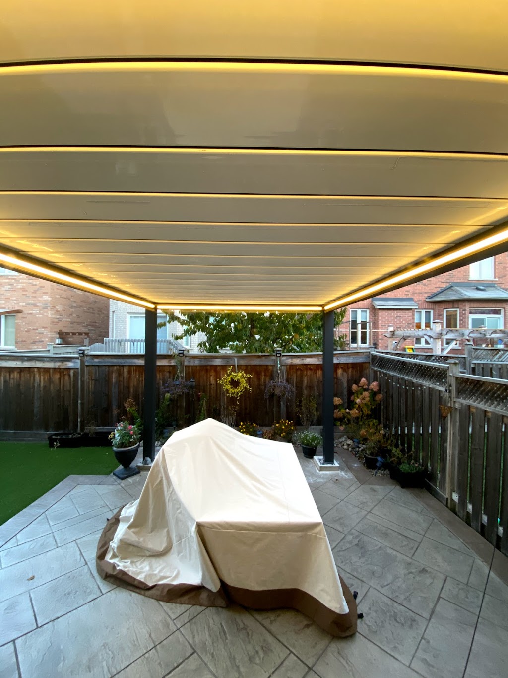 Palmiye | Aluminum Awnings and Pergolas Toronto | 5132 Timberlea Blvd, Mississauga, ON L4W 2S5, Canada | Phone: (888) 709-2177