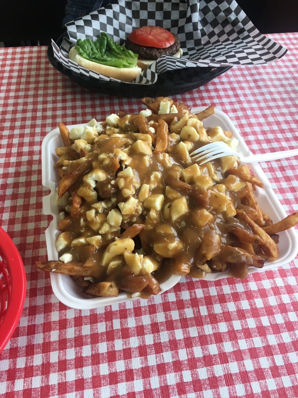 Au PTit Castor | 1066 Notre Dame St, Embrun, ON K0A 1W0, Canada | Phone: (613) 443-0865