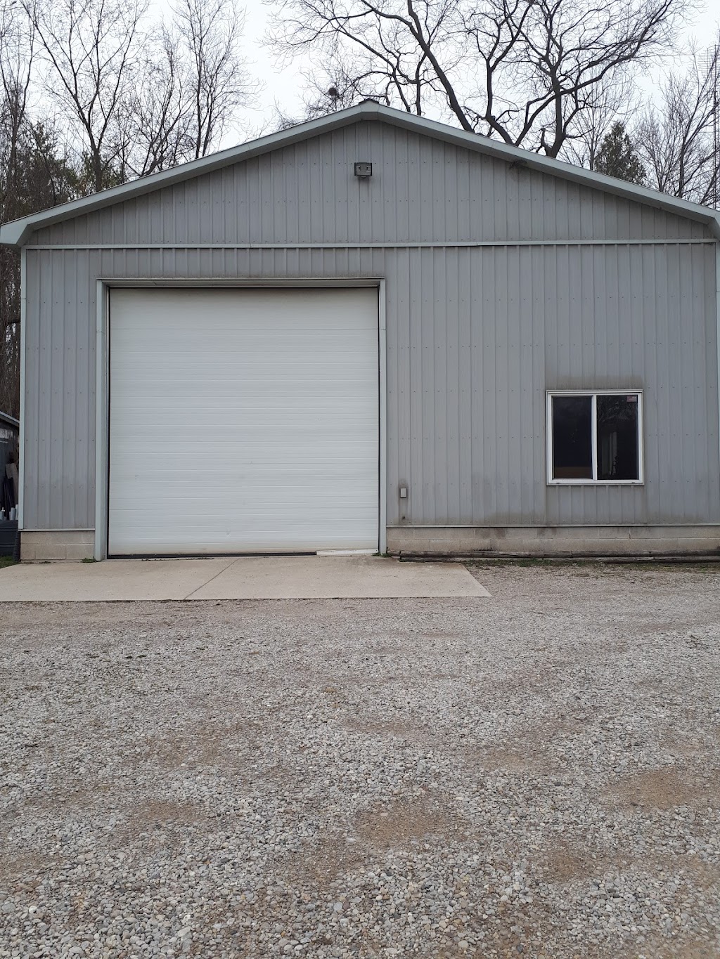 Shirleys Upholstery | 9205 Gordon Rd, Thedford, ON N0M 2N0, Canada | Phone: (519) 296-5179