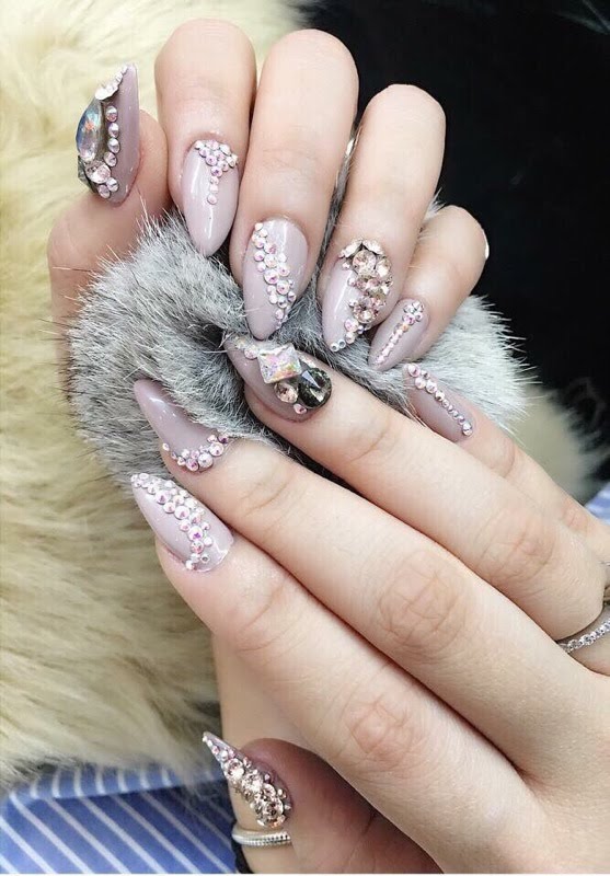 Studio Nails | 5015 111 St NW, Edmonton, AB T6H 4M6, Canada | Phone: (780) 435-7165