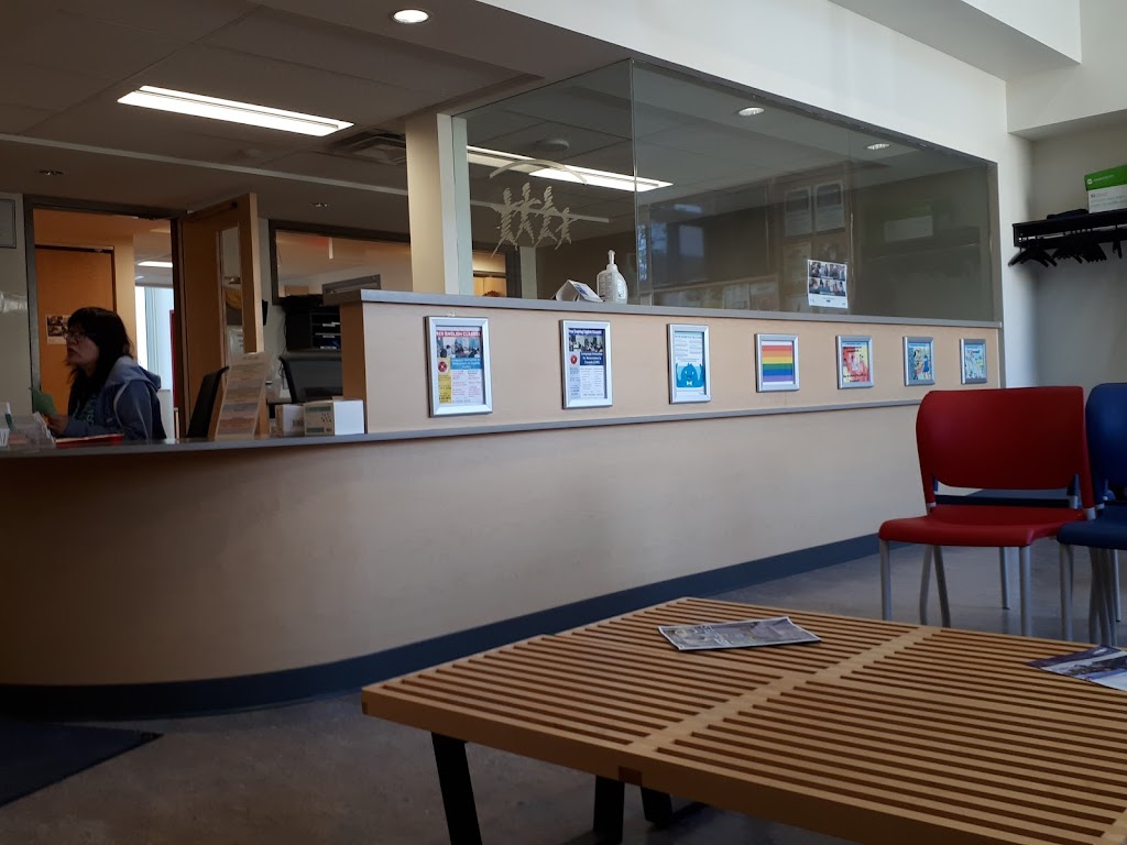 Somerset West Community Health Centre - Rosemount Branch | 30 Rosemount Ave, Ottawa, ON K1Y 1P4, Canada | Phone: (613) 688-1177