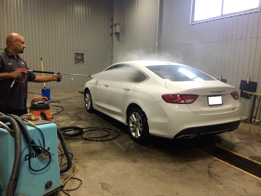 401 Truck Source Inc. | 1740 Moro Dr, Windsor, ON N9A 6J3, Canada | Phone: (519) 737-6956 ext. 1711
