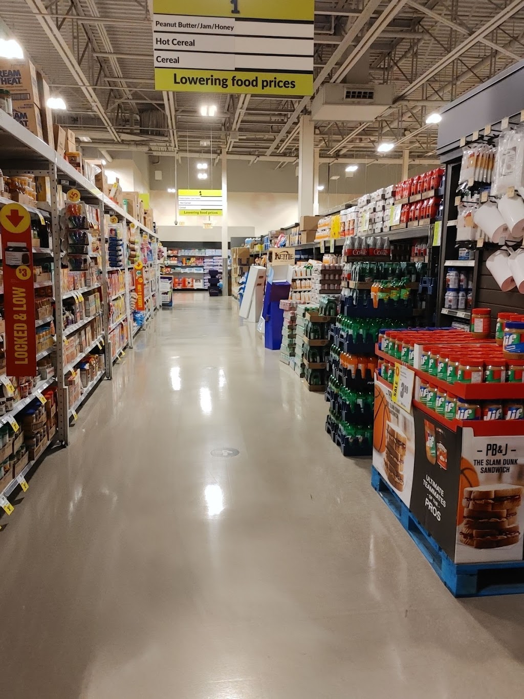 FreshCo Ontario & Dundas | 30 Ontario St, Trenton, ON K8V 5S9, Canada | Phone: (613) 394-2791