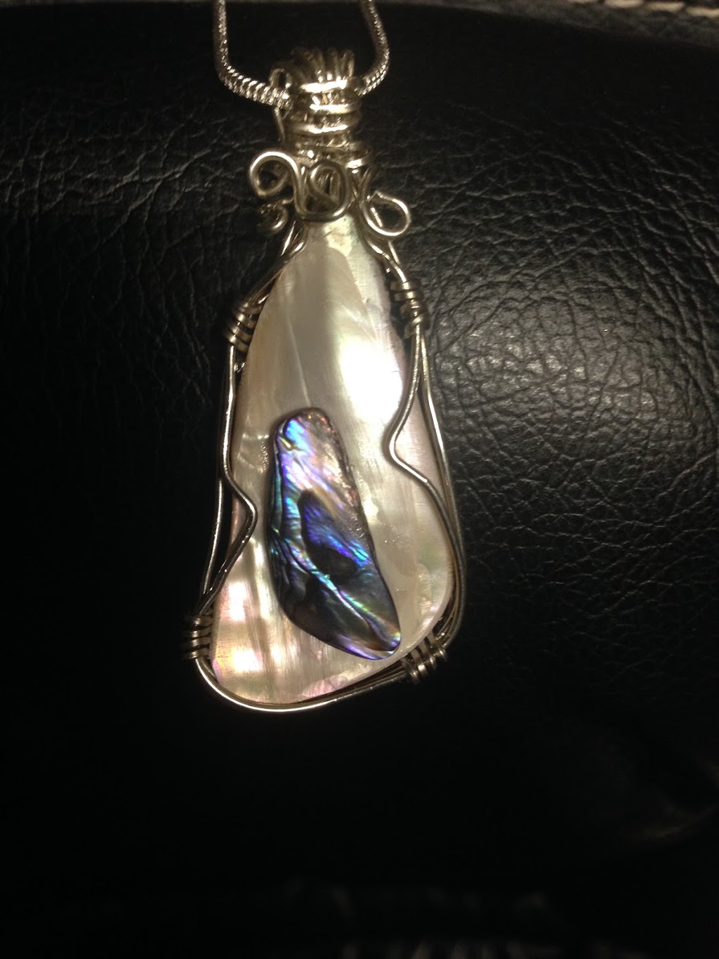 A Rock n Gem Shop | 340 Centre St SW, Glenwood, AB T0K 2R0, Canada | Phone: (403) 892-2065