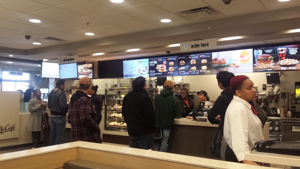 McDonalds | 2020 Jane St, North York, ON M9N 2V3, Canada | Phone: (416) 248-6648