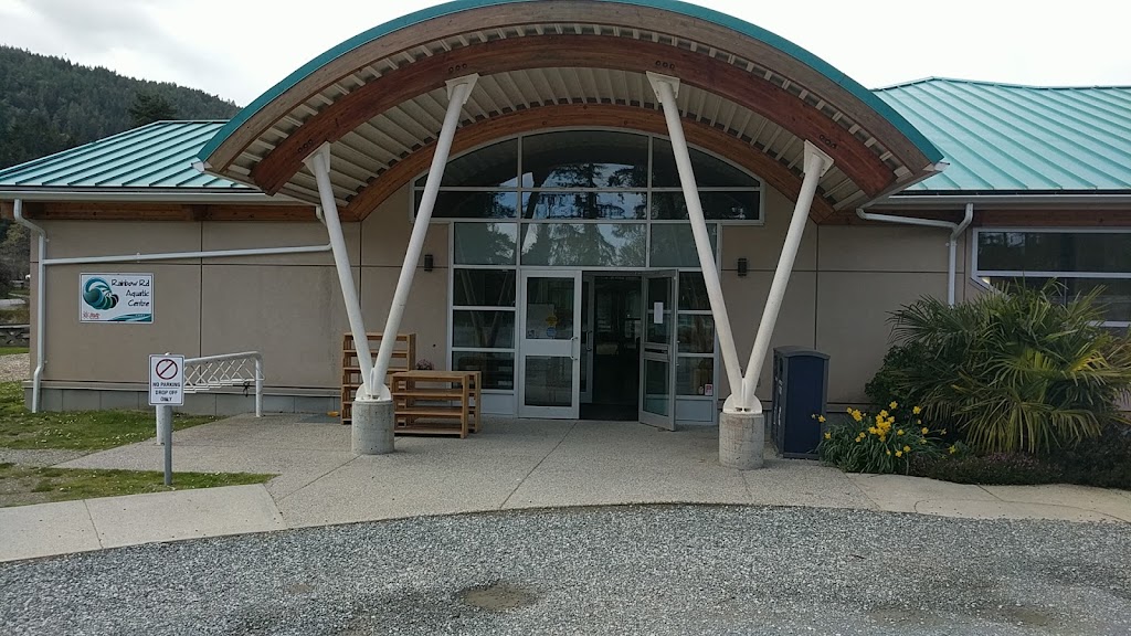 Rainbow Road Aquatic Centre | 262 Rainbow Rd, Salt Spring Island, BC V8K 2M3, Canada | Phone: (250) 537-1402