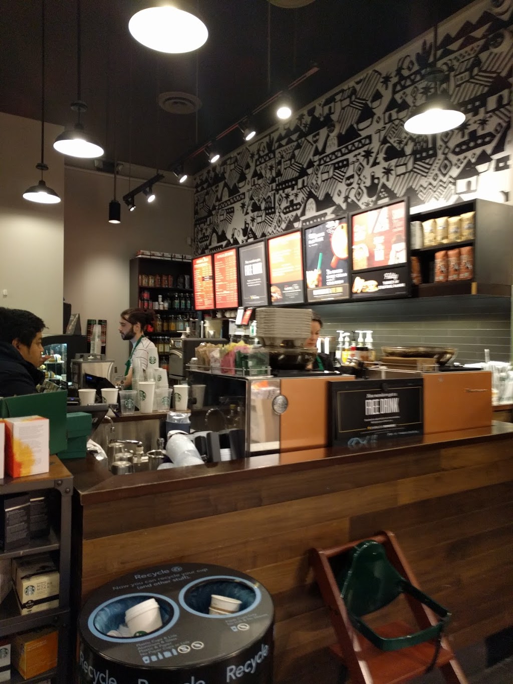 Starbucks | 5025 Glen Erin Dr, Mississauga, ON L5M 4Z5, Canada | Phone: (905) 828-2323