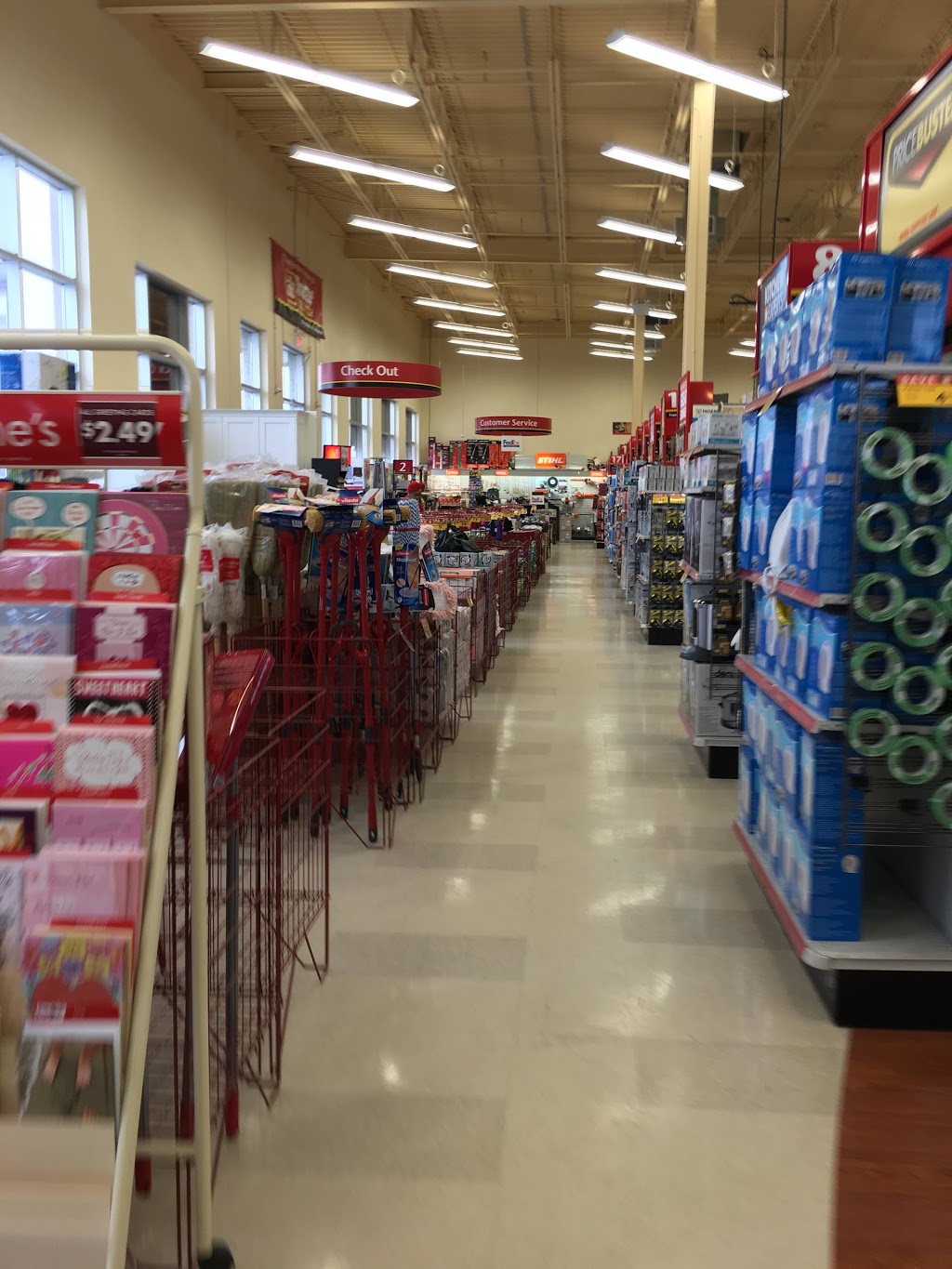 Clarkson Home Hardware | 1814 Lakeshore Rd W, Mississauga, ON L5J 1J7, Canada | Phone: (905) 855-1552