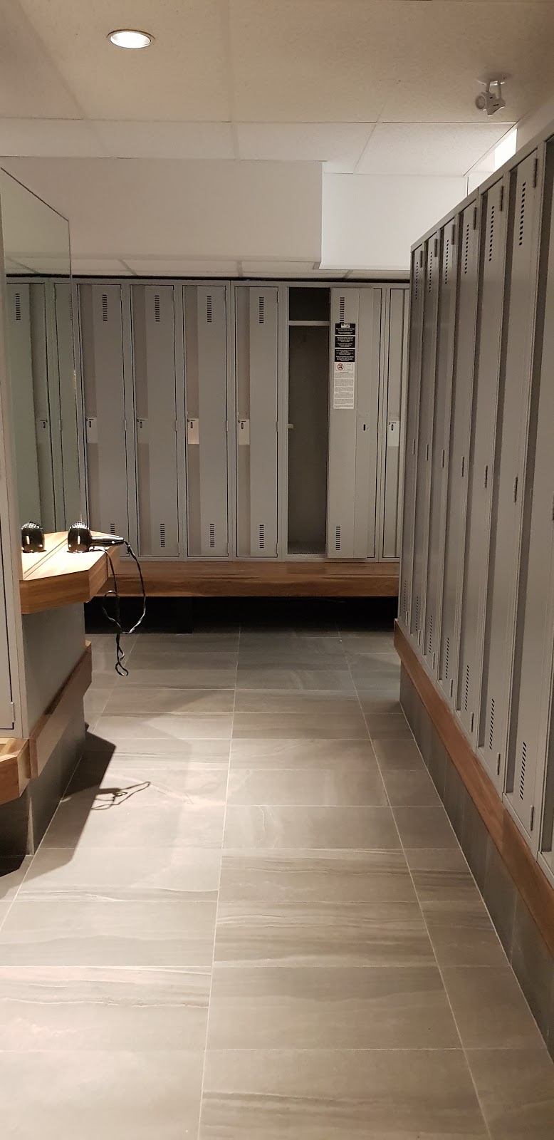Nautilus Plus Plateau | 55 Avenue du Mont-Royal O, Montréal, QC H2T 2S6, Canada | Phone: (514) 905-5905