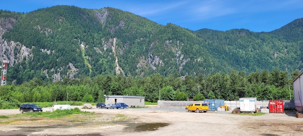 Highline Mushrooms West | Moore Kostiuk Rd, Hope, BC V0X 1L0, Canada | Phone: (604) 856-3818