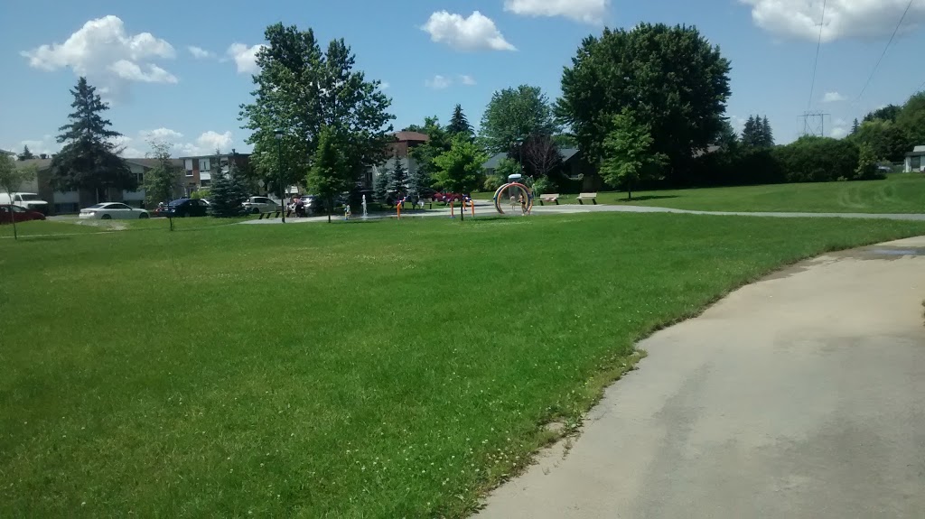 Parc Saint-René | 238 Boulevard Saint-René E, Gatineau, QC J8P, Canada | Phone: (866) 299-2002