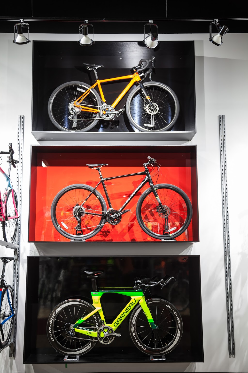 Vélo Espace Garneau St-Augustin | 40 Rue des Grands Lacs, Saint-Augustin-de-Desmaures, QC G3A 2E6, Canada | Phone: (418) 878-1202