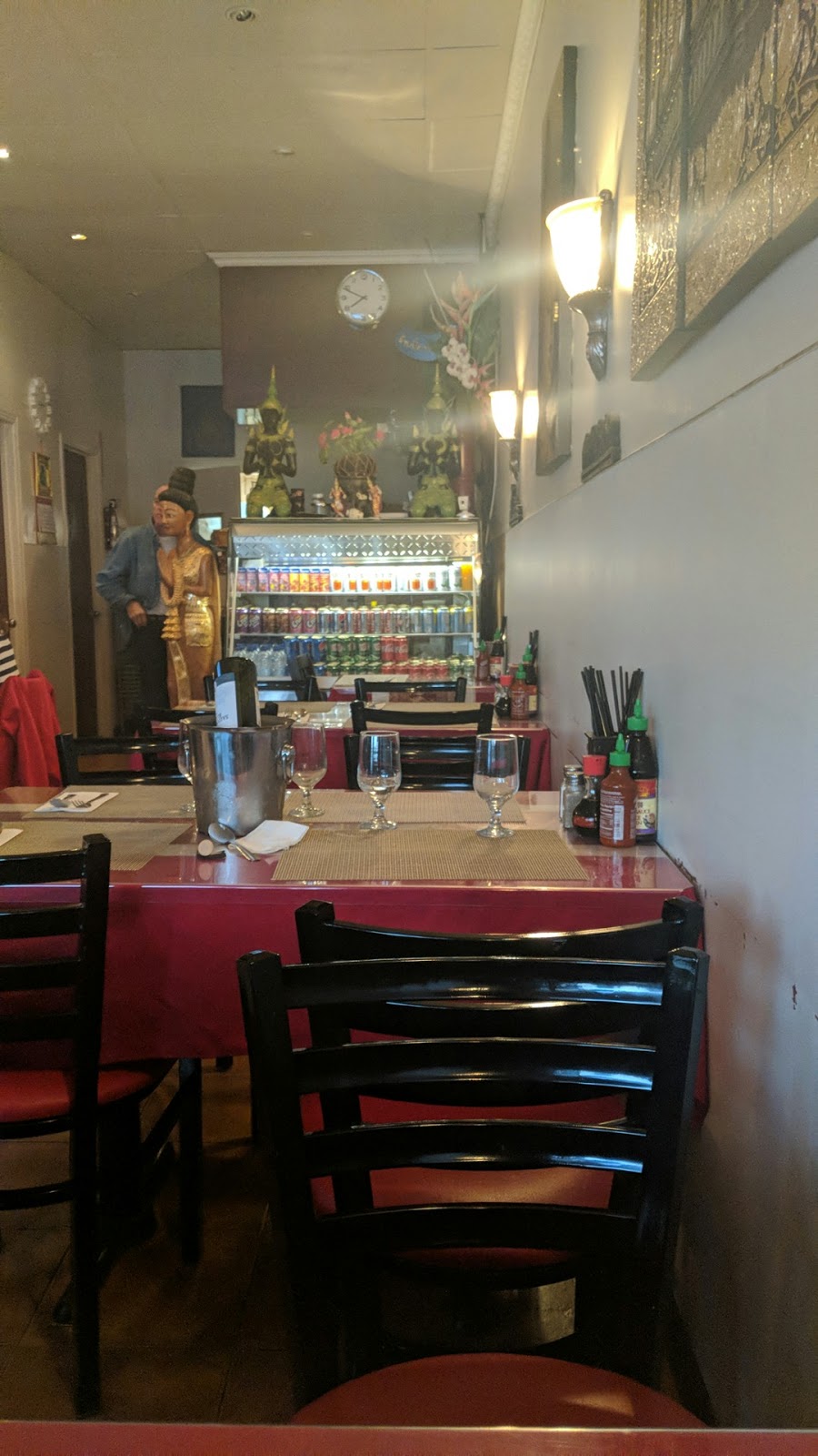 Thai & Lao Spicy | 3155 Boulevard Dagenais O, Laval, QC H7P 1T8, Canada | Phone: (450) 625-9555
