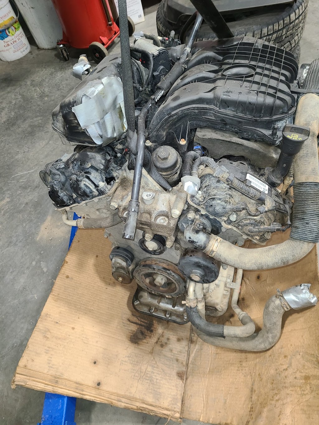 Friends Auto Repair | 10990 42 Street NE Unit 160, Calgary, AB T3N 1Y9, Canada | Phone: (587) 620-6262