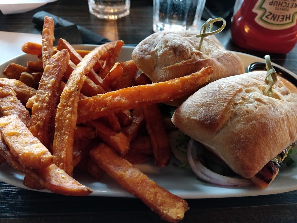 Harbour Street Fish Bar | 10 Keith Ave #403, Collingwood, ON L9Y 0W5, Canada | Phone: (705) 293-3474