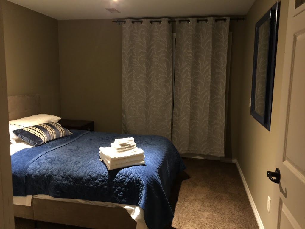 Kelowna Chateau B&B | 543 Gowen Pl, Kelowna, BC V1W 5B4, Canada | Phone: (604) 803-8910