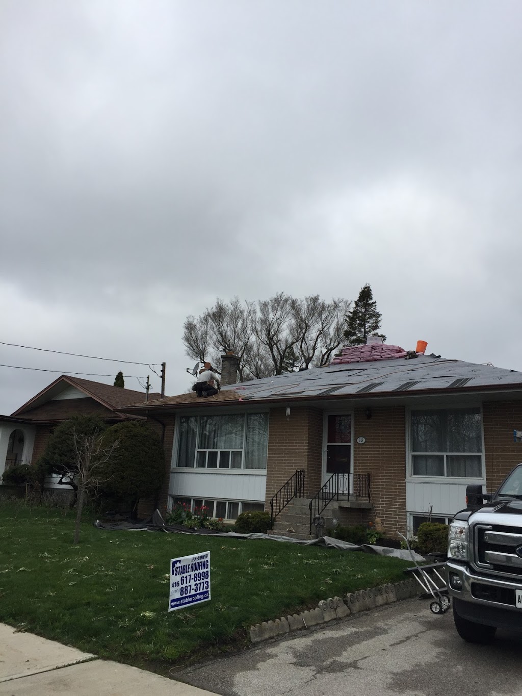 Stable Roofing Inc | 12 Redmond Dr, Thornhill, ON L4J 0B6, Canada | Phone: (416) 617-8998