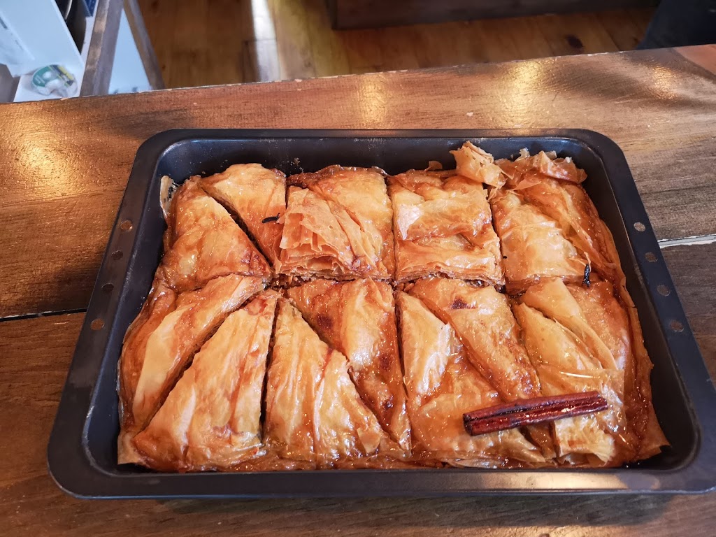 La Cuisine Meraki | 275 Rue Paradis, Repentigny, QC J6A 8H2, Canada | Phone: (579) 635-1235