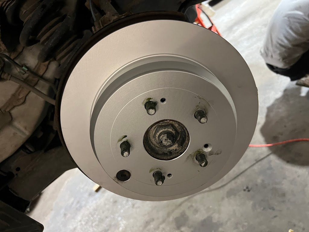 Super Auto Repair & Tire Shop Hamilton | 1574 Barton St E, Hamilton, ON L8H 5L5, Canada | Phone: (905) 544-4443