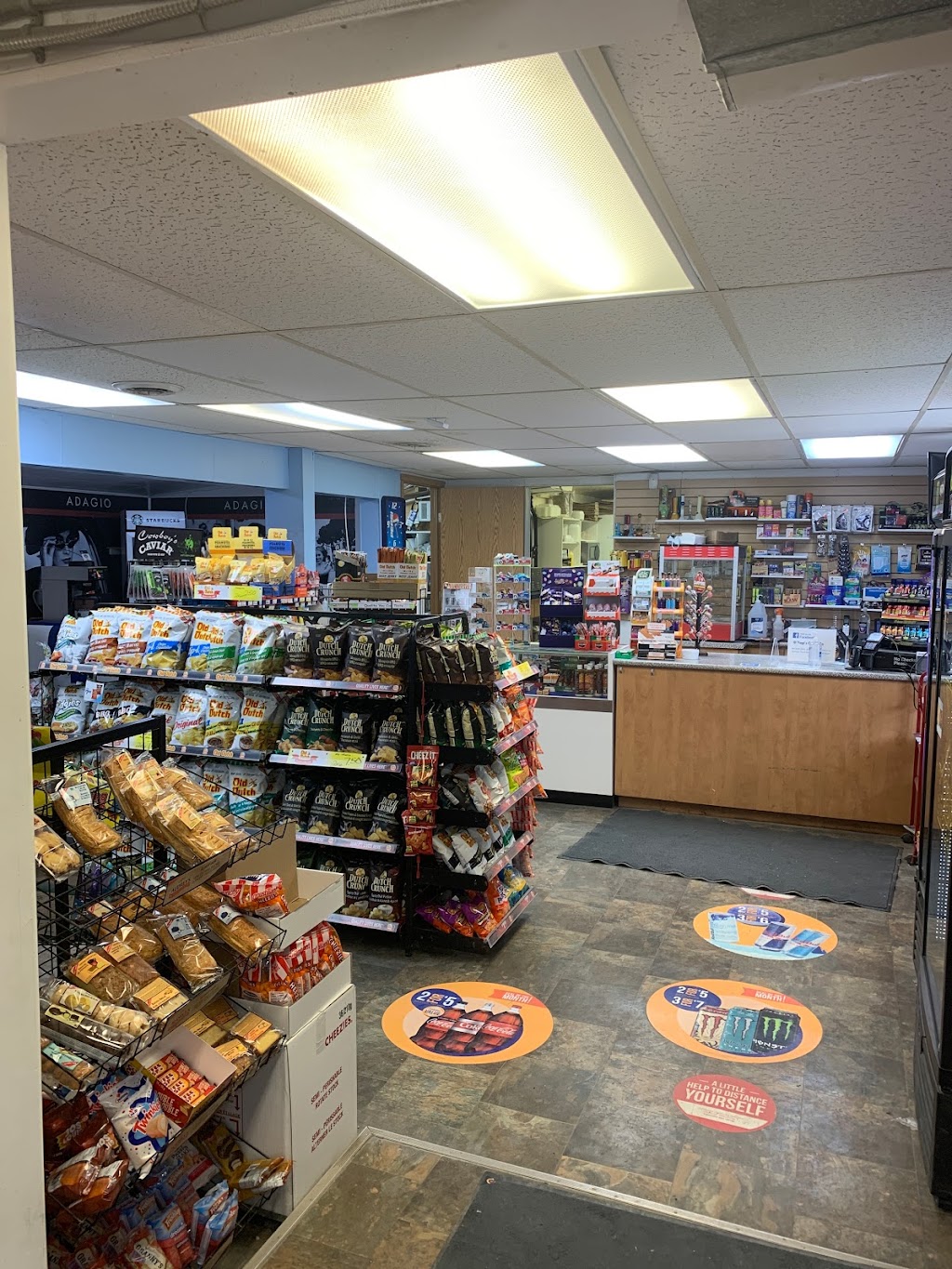 Yogis Gas & Go | Hwy 3 @ Pth 253, Bx 4, Pilot Mound, MB R0G 1P0, Canada | Phone: (204) 825-2133