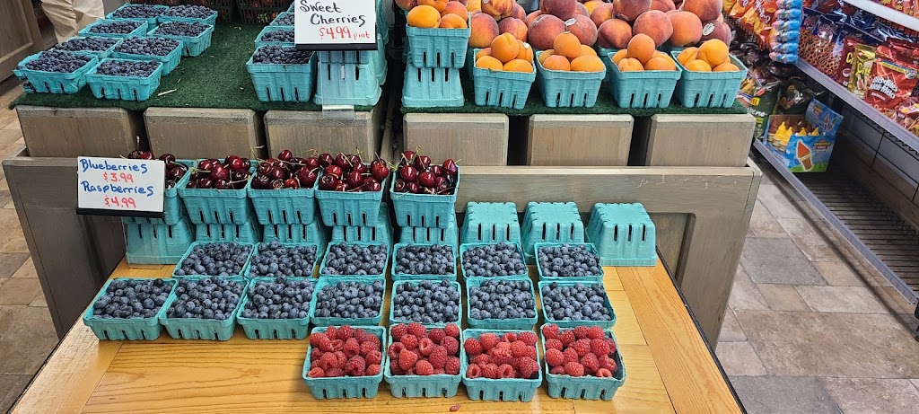 Shelburne Fresh Variety | 604 Owen Sound St, Shelburne, ON L9V 2W8, Canada | Phone: (519) 217-0137