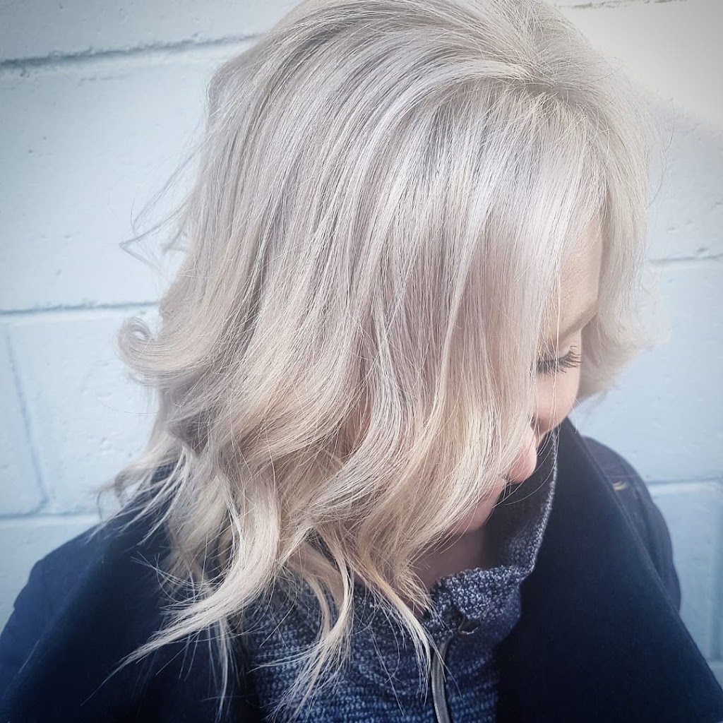 Hair By Linzi Bishop | 4499 Colonel Talbot Rd, London, ON N6P 1B6, Canada | Phone: (519) 520-5380