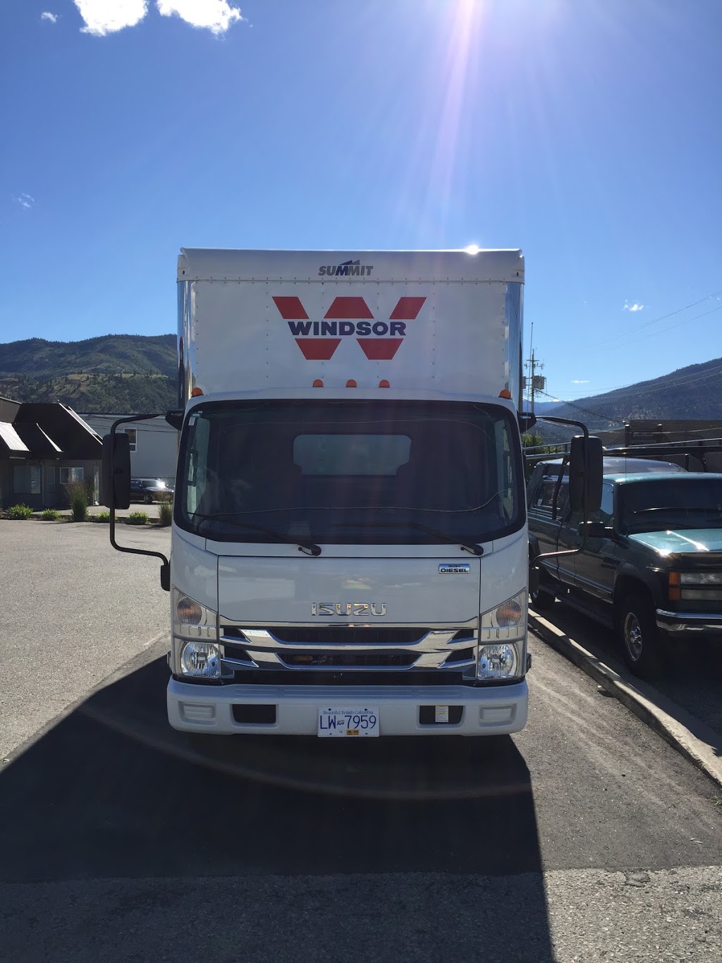 Windsor Plywood Penticton | 174 Industrial Pl, Penticton, BC V2A 7C8, Canada | Phone: (250) 492-8646