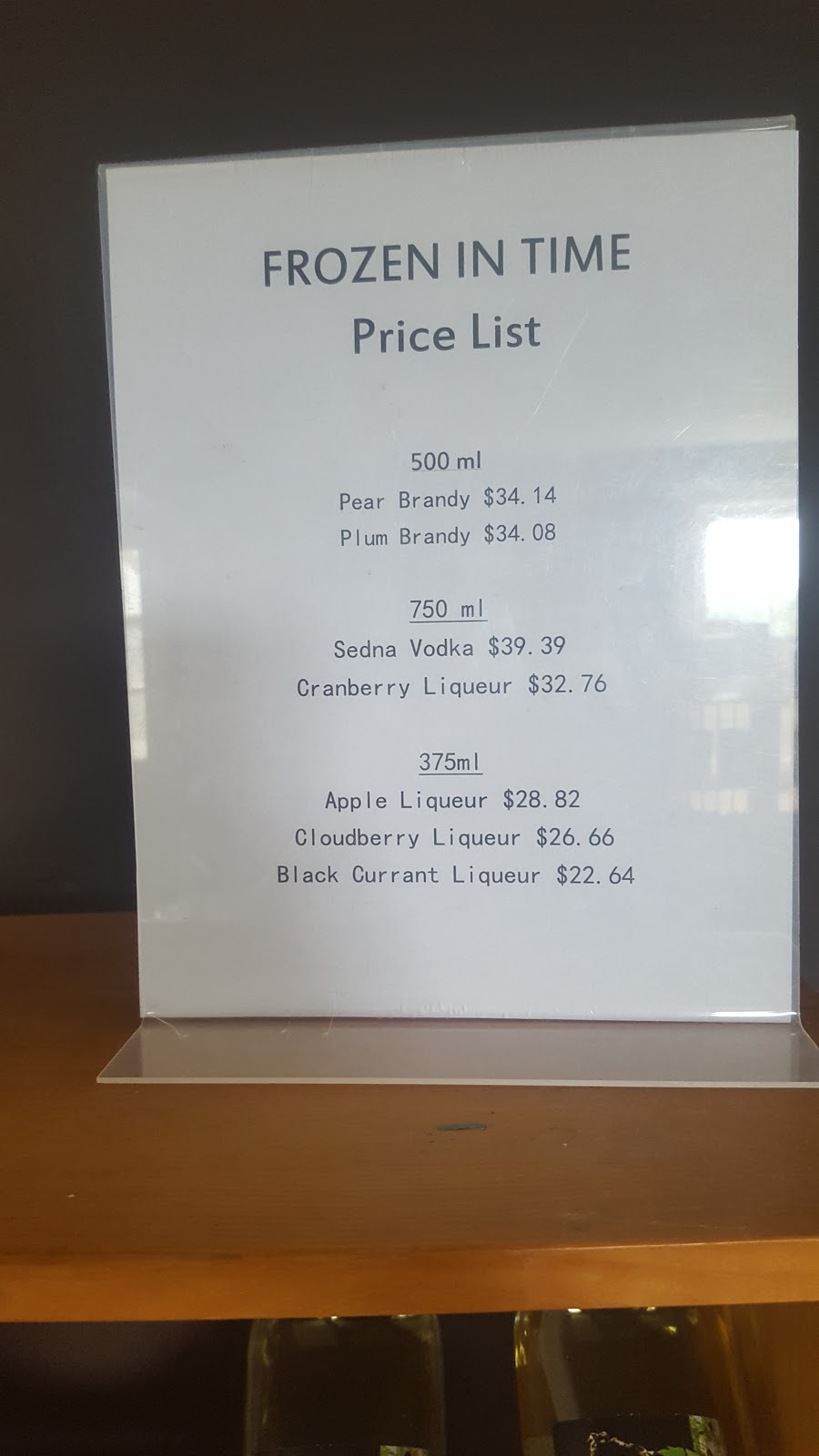 Markland Cottage Winery | 2 Markland Rd Route 81, Whitbourne, NL A0B 3K0, Canada | Phone: (709) 759-3003