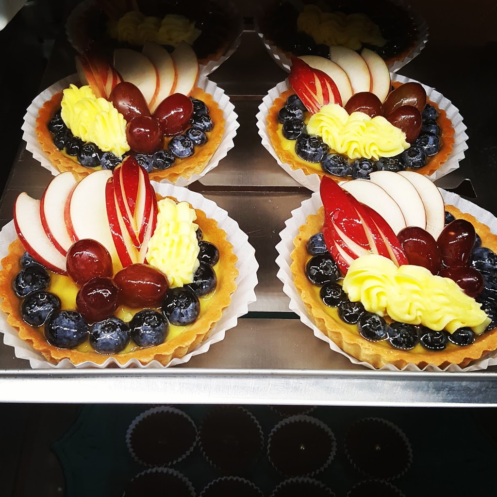 Boulangerie-Pâtisserie DéliSuisse | 29 Boulevard Arthabaska Est, Victoriaville, QC G6T 0S5, Canada | Phone: (819) 358-0640