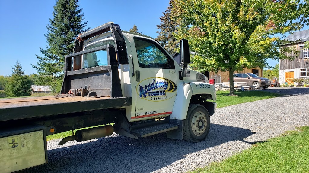 Academy Towing | 367 Station St, Belleville, ON K8N 4Z6, Canada | Phone: (613) 969-0003