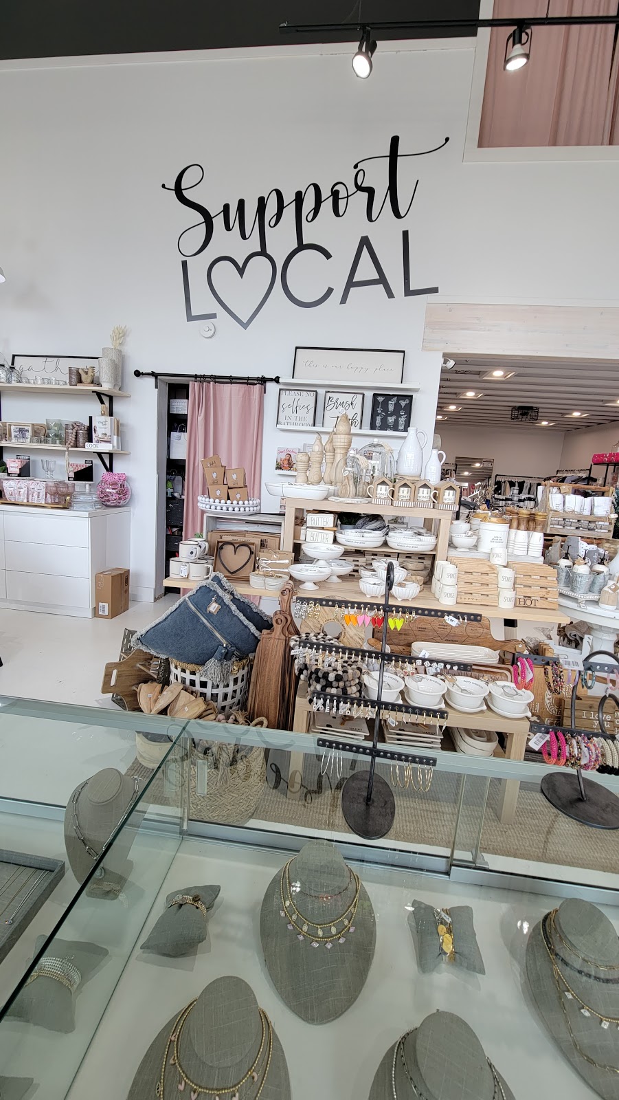 Cloud Nine Pajamas (Windermere) | 5168 Windermere Blvd, Edmonton, AB T6W 0L9, Canada | Phone: (780) 482-6713