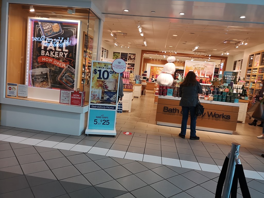 Bath & Body Works | 32900 S Fraser Way, Abbotsford, BC V2S 5A1, Canada | Phone: (604) 755-5660