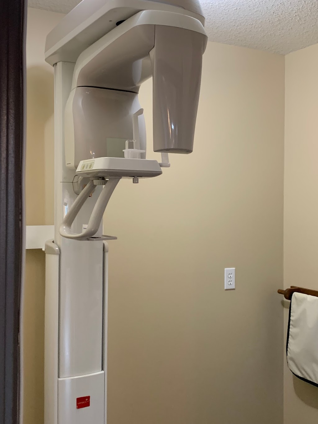 City Smiles Dental Center | 2356 S Island Hwy, Campbell River, BC V9W 1C3, Canada | Phone: (250) 923-2060