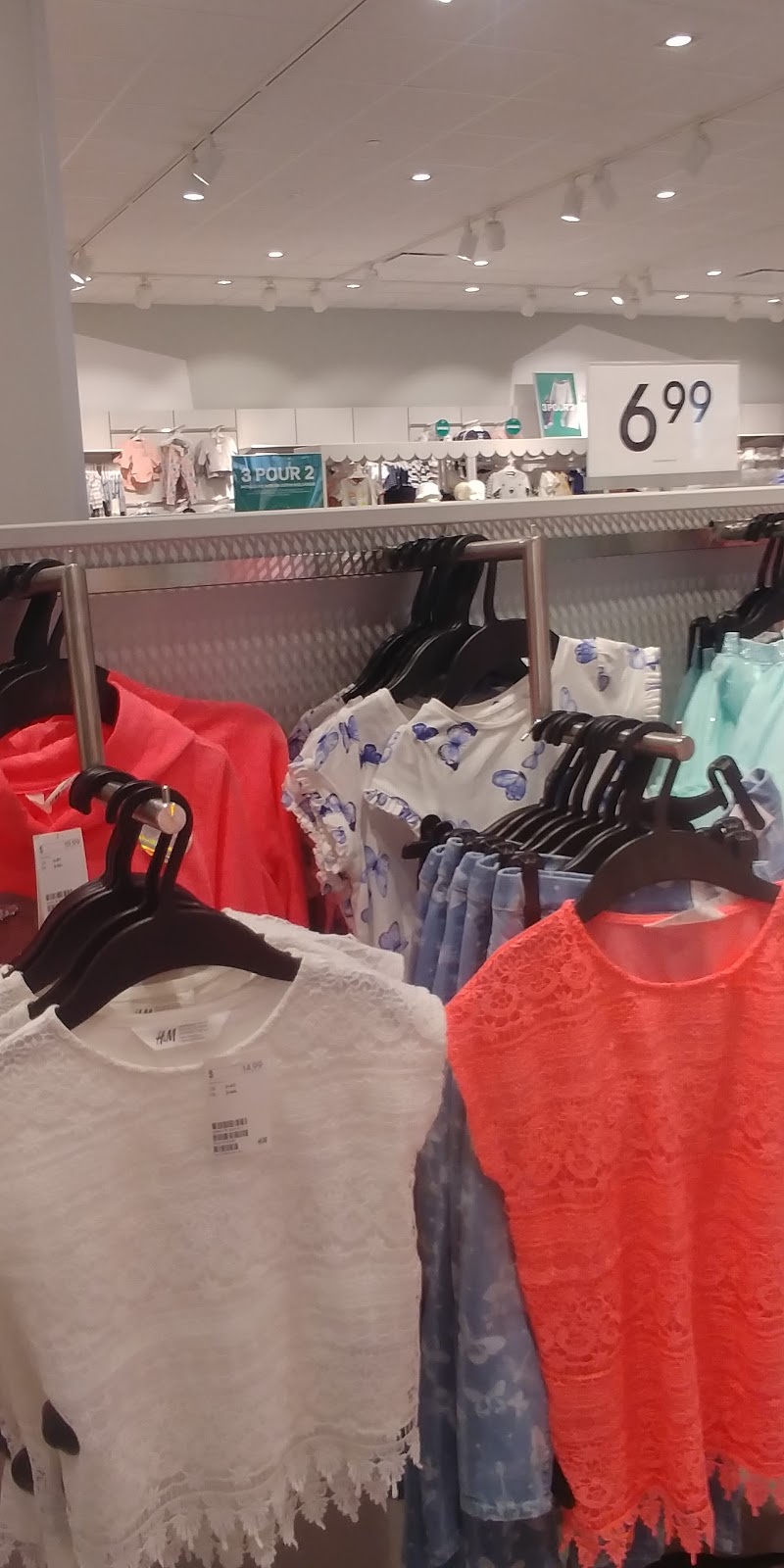 Old Navy Outlet | 19001 Chemin Notre Dame SUITE 706, Mirabel, QC J7J 0T1, Canada | Phone: (450) 420-5546