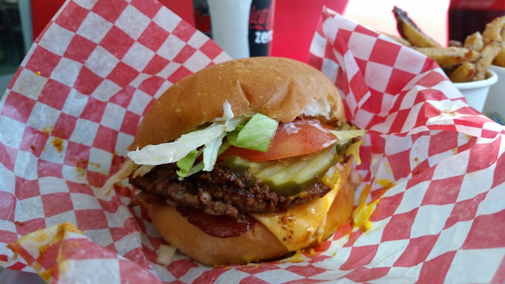 Daly Burgers | 619 Corydon Ave, Winnipeg, MB R3L 0P3, Canada | Phone: (204) 284-4944