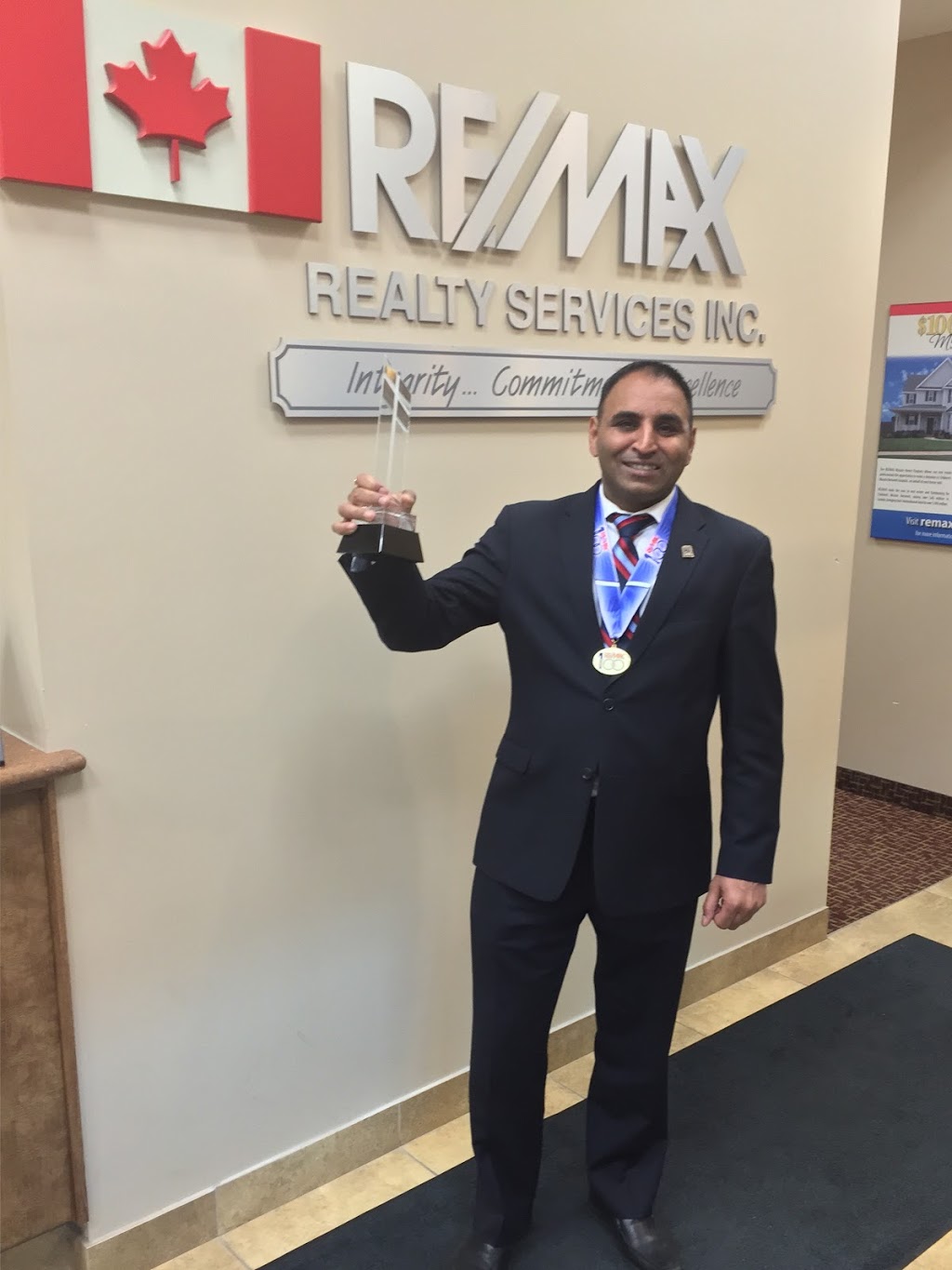 Sunny Purewal Top REALTOR # 1 IN BRAMPTON (RE/MAX REALTY SERVICE | 164 Sandalwood Pkwy E #209, Brampton, ON L6Z 3S4, Canada | Phone: (416) 843-1313