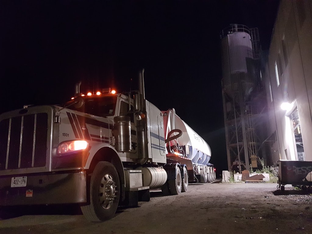 Glen Tay Transportation Ltd | 42 Lanark Rd, Perth, ON K7H 2S1, Canada | Phone: (613) 267-2007