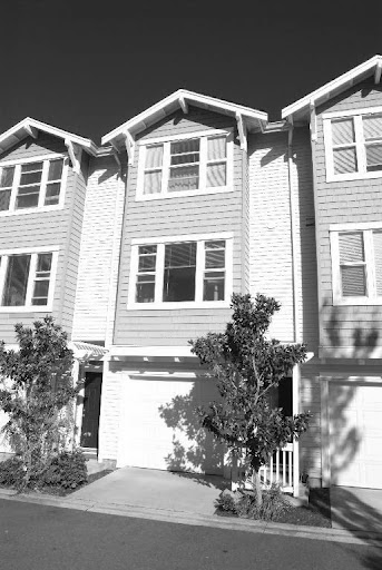 Coldwell Banker Horizon Realty - Property & Strata Management | 110 - 1641 Commerce Ave, Kelowna, BC V1X 8A9, Canada | Phone: (250) 860-1411
