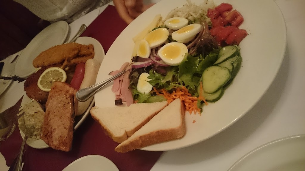 Deutsches Haus (Vancouver Alpen Club) | 4875 Victoria Dr, Vancouver, BC V5N 4P3, Canada | Phone: (604) 874-3811