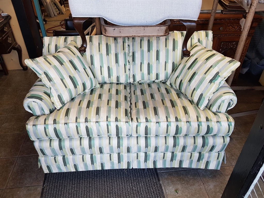 Eric Upholstering | furniture store | 2036 Eglinton Ave W, York, ON M6E 2K5, Canada | 4167811163 OR +1 416-781-1163