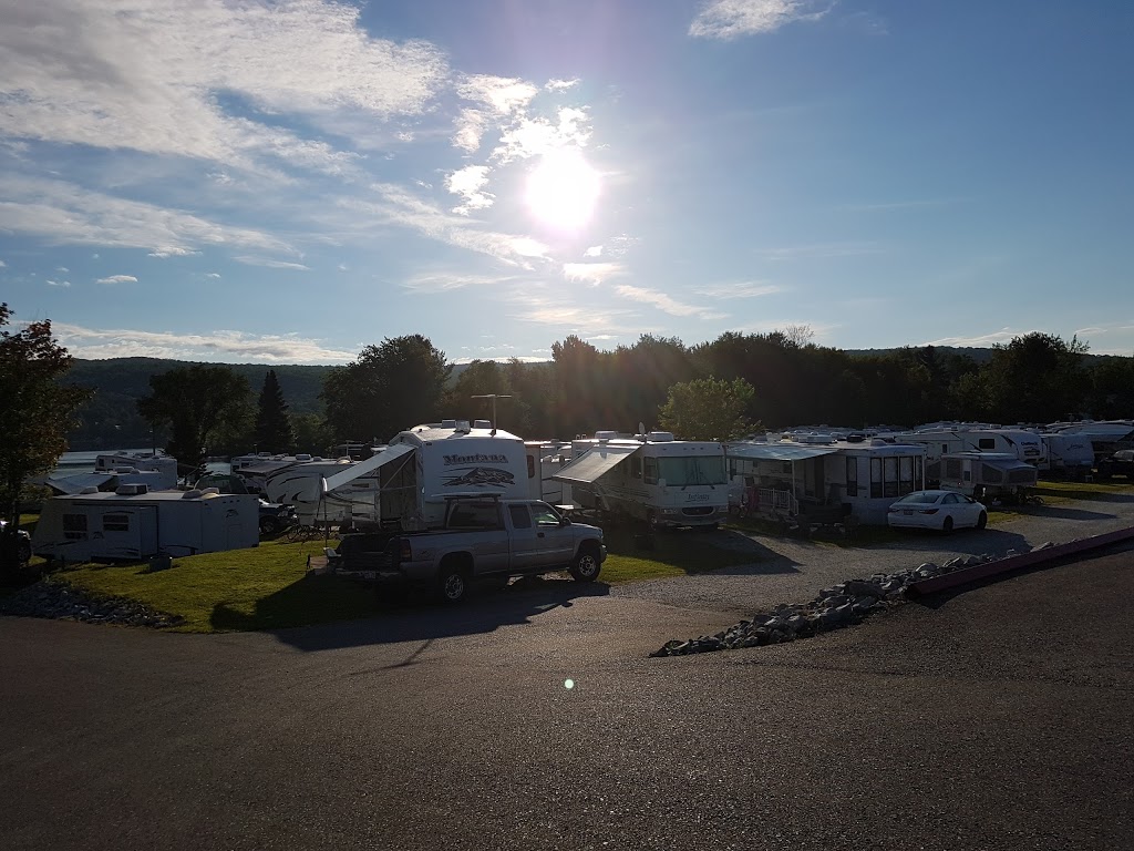 Camping Plage De La Baie | 3120 Rue Principale, Saint-Ferdinand, QC G0N 1N0, Canada | Phone: (418) 428-3505
