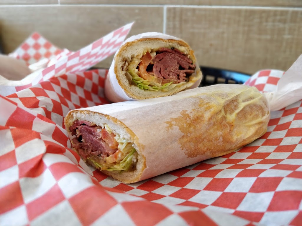 Deli 770 | 265 Boulevard Alexis-Nihon, Saint-Laurent, QC H4M 2A4, Canada | Phone: (514) 748-0770