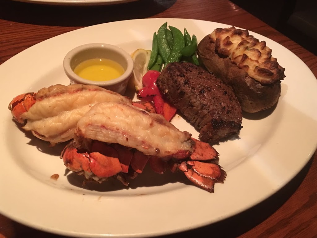 The Keg | Stadium Shopping Centre, 1923 Uxbridge Dr NW, Calgary, AB T2N 2V2, Canada | Phone: (403) 282-0020