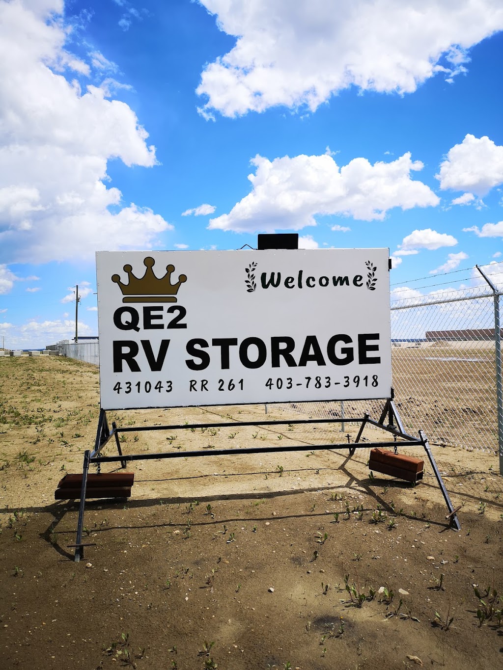QE2 RV Storage | 431043, Range Rd 261, Ponoka, AB T4J 1J8, Canada | Phone: (403) 783-3918