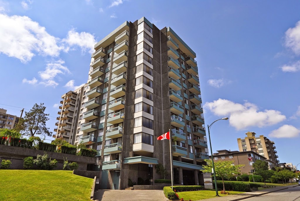 Seaside Plaza Rental Apartments | 2324 W 1st Ave, Vancouver, BC V6K 1G3, Canada | Phone: (604) 738-2590