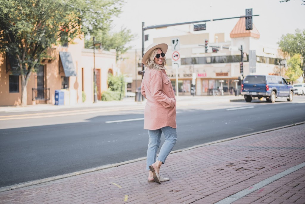 Elles Boutique | 175 Carleton Dr #120, St. Albert, AB T8N 7X9, Canada | Phone: (587) 594-1036