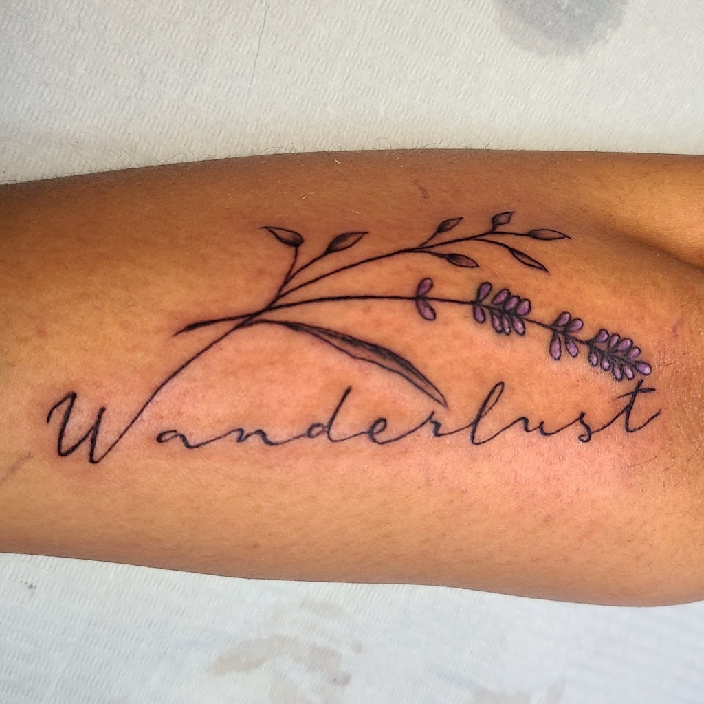Montreal Tattoo Studio Owl Experienced master Equipped shop | 67 Westminster North, Montréal-Ouest, QC H4X 1Y8, Canada | Phone: (514) 815-3727